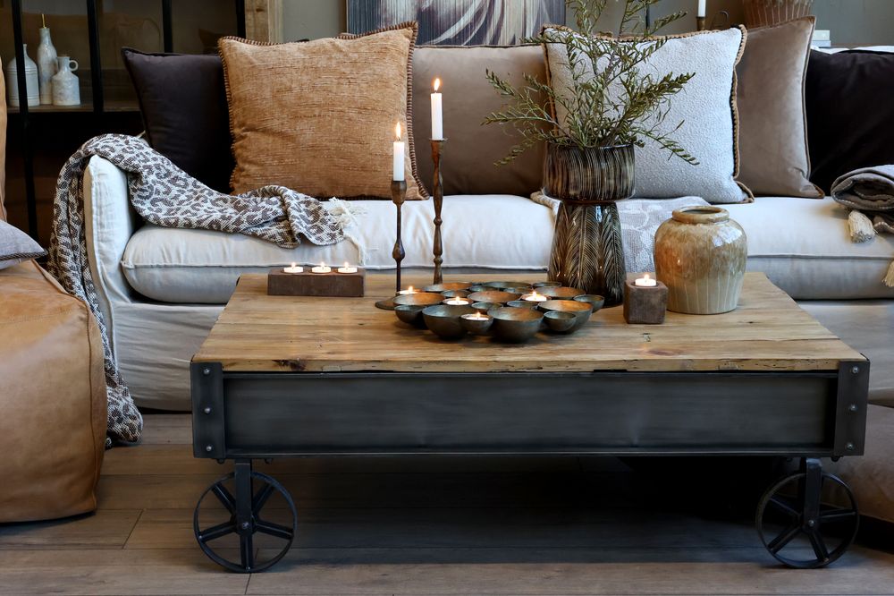 Sofabord med skuffer fra Chic Antique