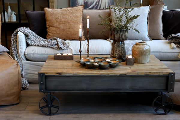 Hovedbilde Sofabord med skuffer fra Chic Antique