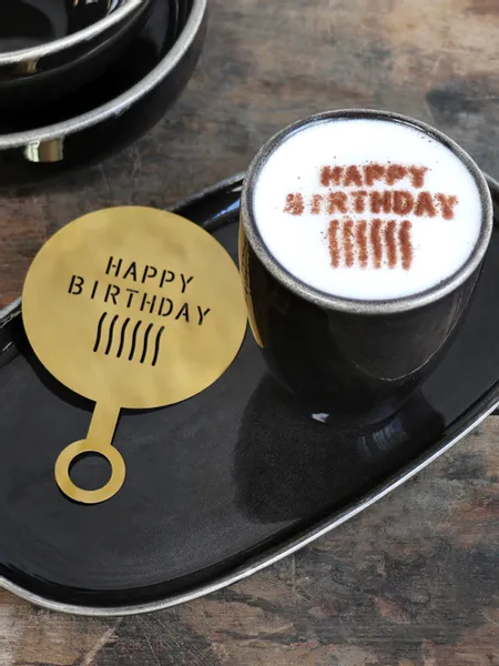 Hovedbilde Kaffe Stencil Happy Birthday